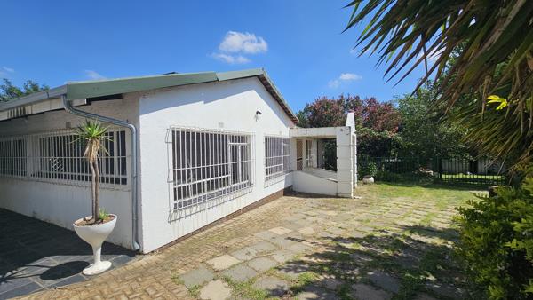 6 Bedroom House