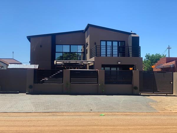 4 Bedroom House