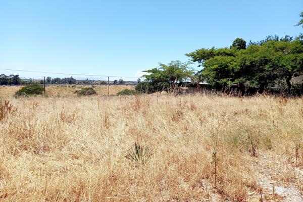 780 m² Land