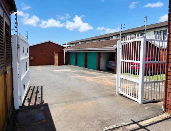 2 Bedroom Simplex