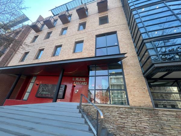 243  m² Commercial space