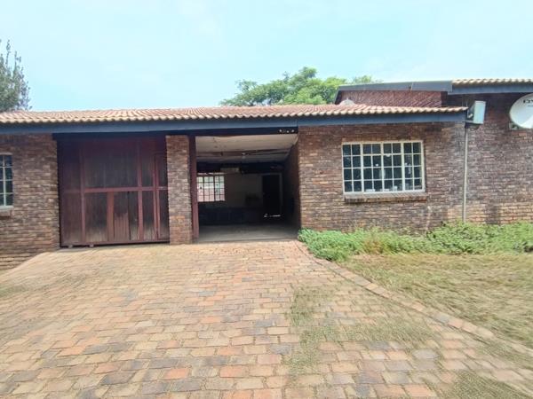 9 000 m² Smallholding