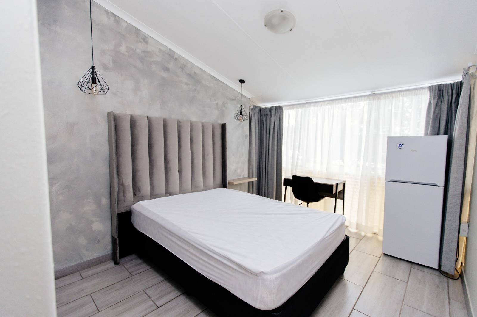 4 Bedroom Flat in Lynnwood
