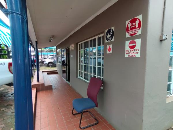 610  m² Commercial space