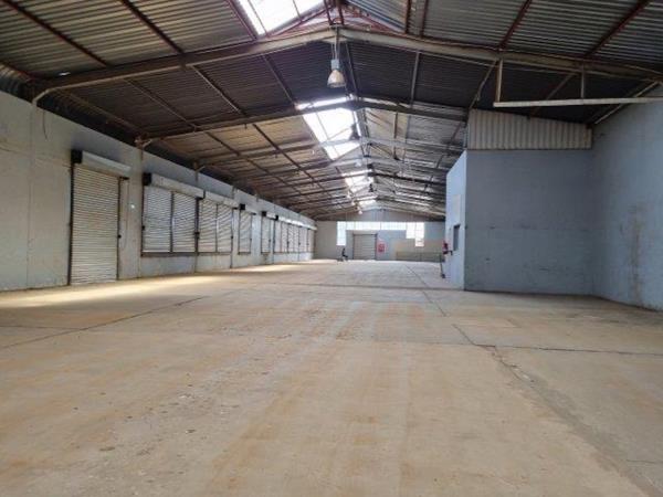 1 588  m² Commercial space