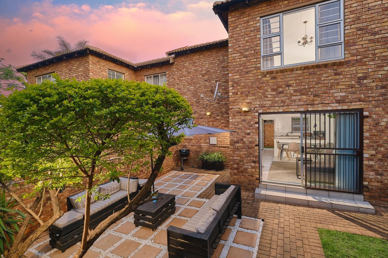 2 Bedroom Duplex in Bromhof