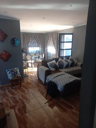 1 Bedroom House