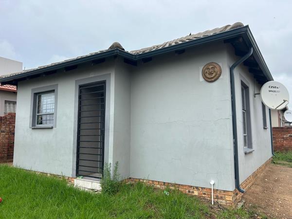 2 Bedroom House