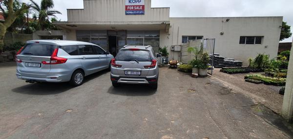 230  m² Commercial space