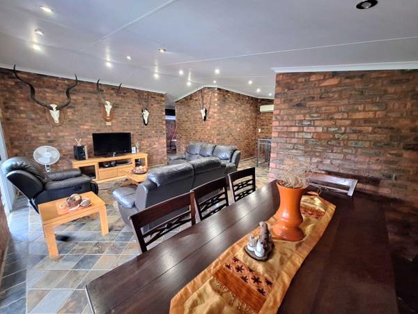 6 Bedroom House