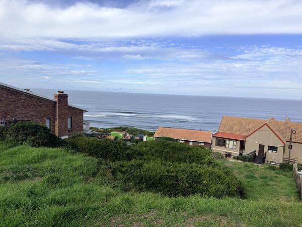 718 m² Land