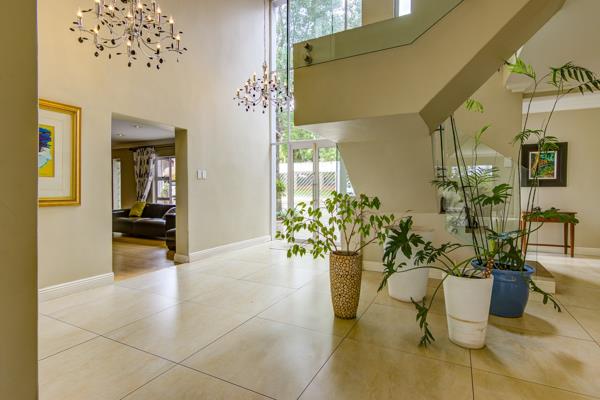 6 Bedroom House