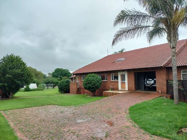 5 000 m² Farm with House