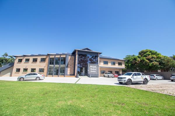 68  m² Commercial space