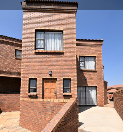 3 Bedroom Townhouse