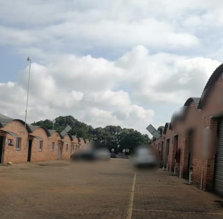 97  m² Industrial space