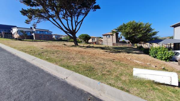 780 m² Land