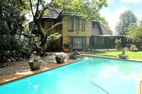 6 Bedroom House