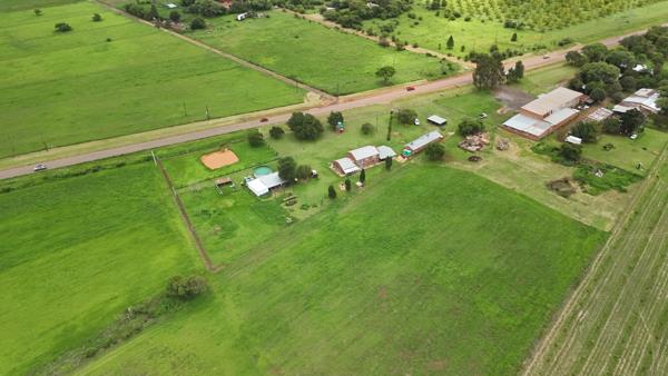 4.9 ha Farm