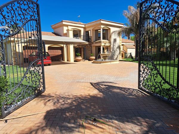 5 Bedroom House