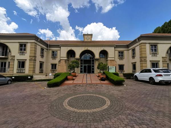 190  m² Office Space