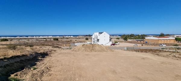 719 m² Land