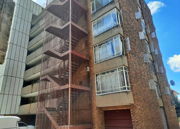 3.5 Bedroom Apartment