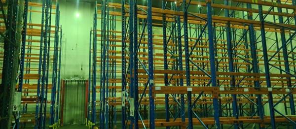 12 736  m² Commercial space