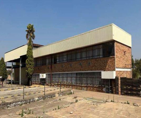 14 430  m² Commercial space