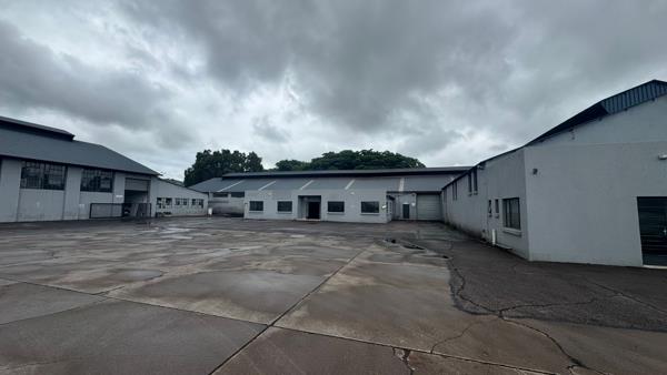 1 330 m² Industrial space