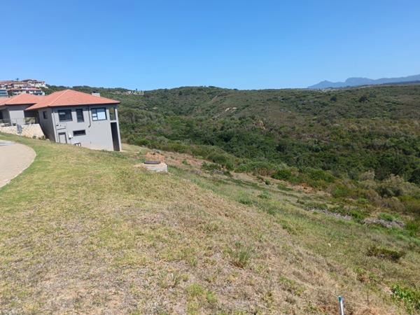 882 m² Land