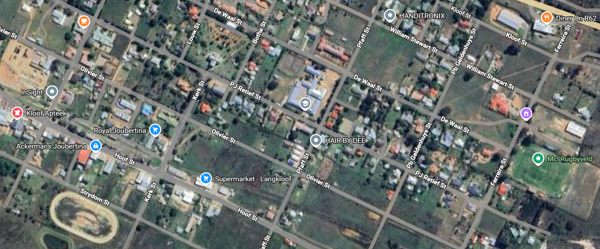 1 587 m² Land