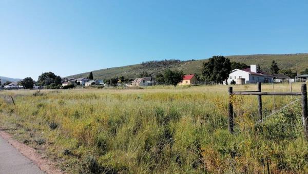 1 587 m² Land