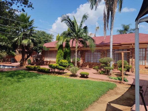 5 Bedroom House