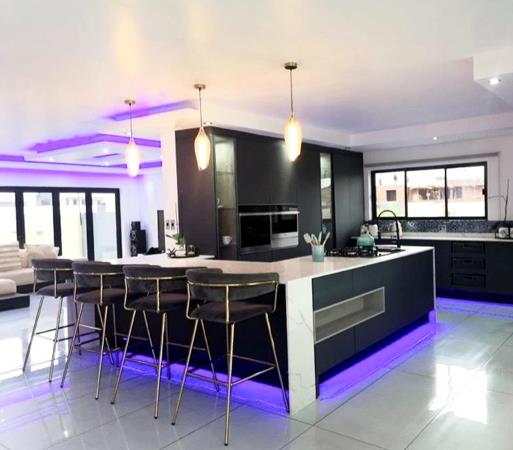 5 Bedroom House