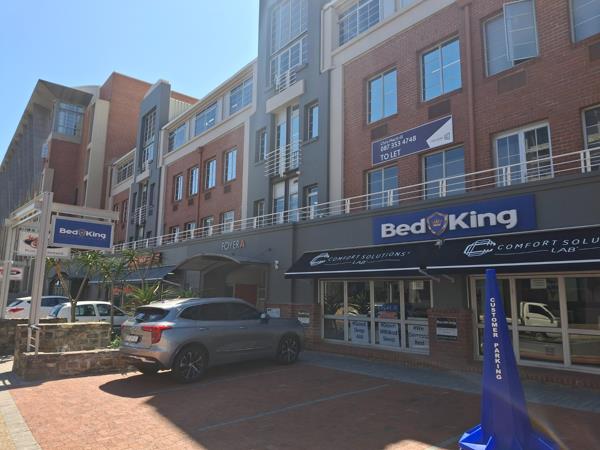 233 m² Commercial space