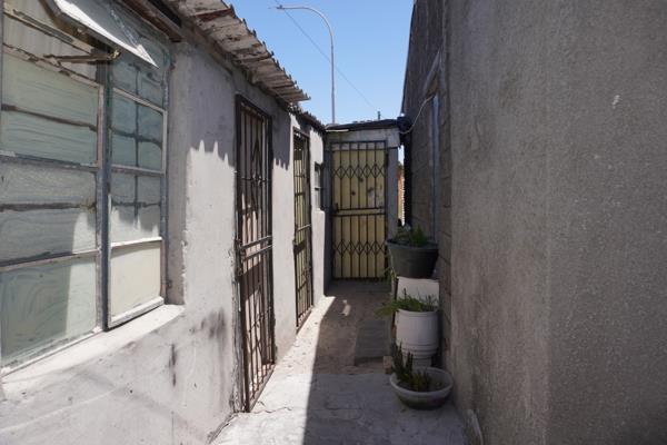 2 Bedroom House