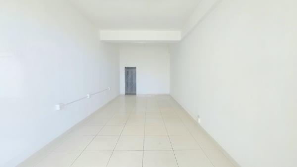 40  m² Retail Space