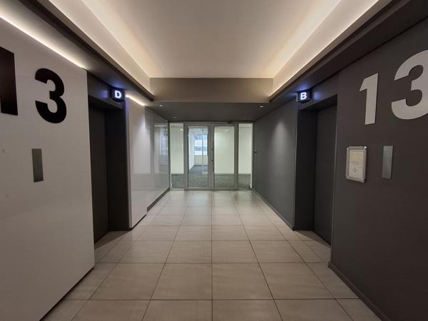 498 m² Commercial space
