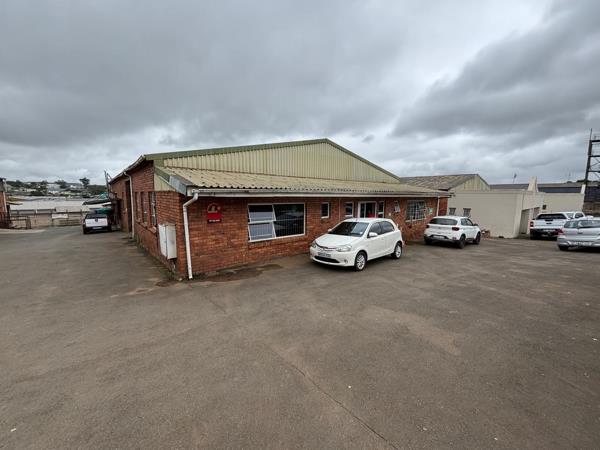 320  m² Industrial space