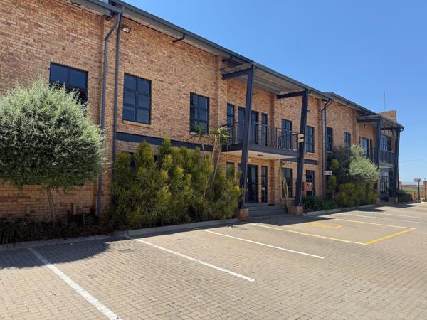 664  m² Industrial space