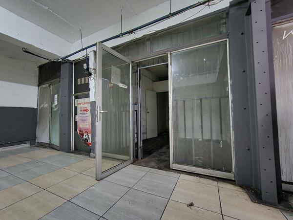 20  m² Retail Space