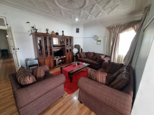 2 Bedroom House