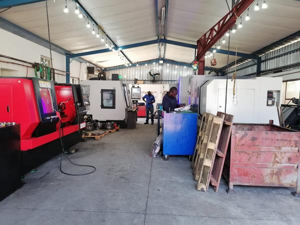 450  m² Commercial space