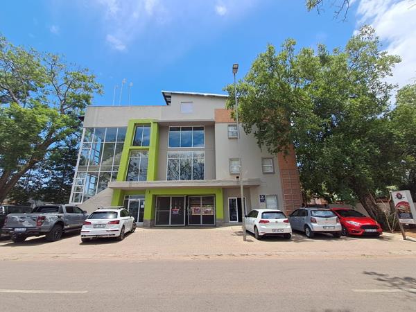 1 090  m² Commercial space
