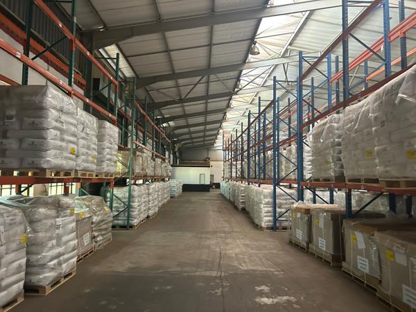 4 000  m² Industrial space