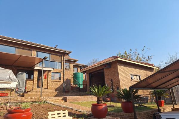 5 Bedroom House