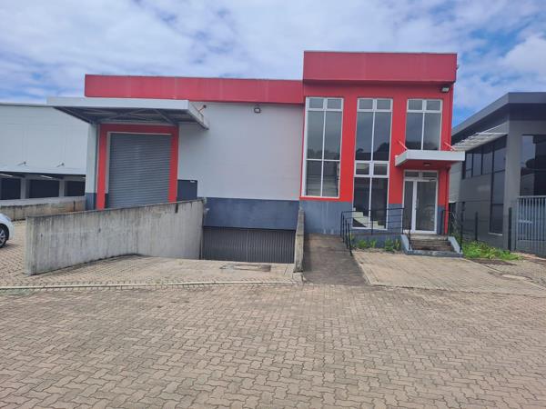 704  m² Industrial space