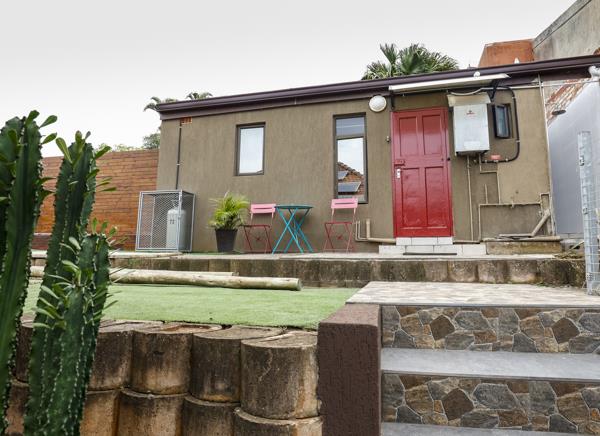 1 Bedroom Garden Cottage