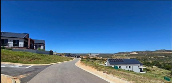 1 540 m² Land